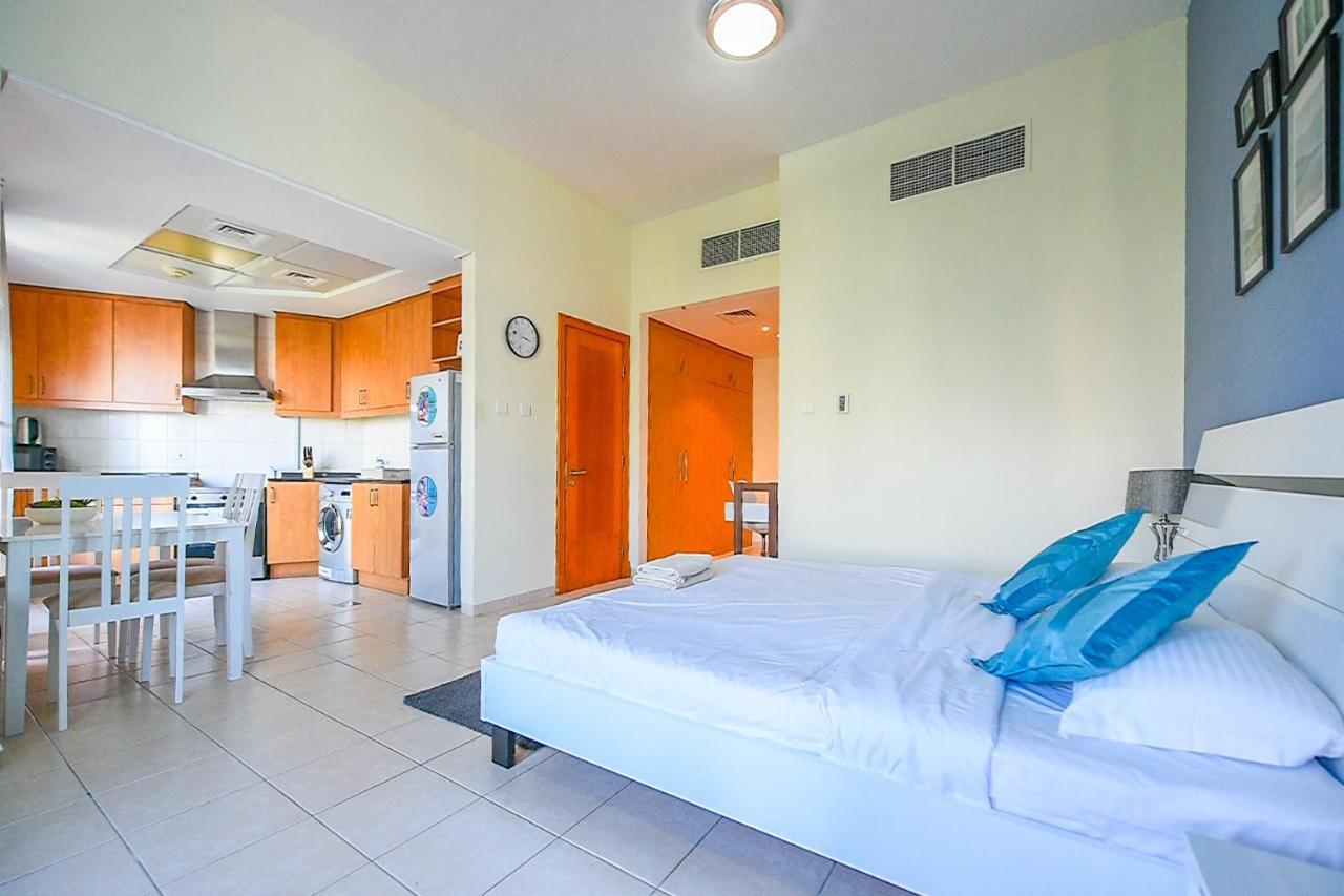 Luxury Escapes - Studio Near Ibn Battuta Mall & Metro - Mog 193 Discovery Gardens Дубай Экстерьер фото